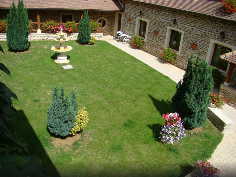Hotel Le Clos De La Vouge Vougeot Exterior photo